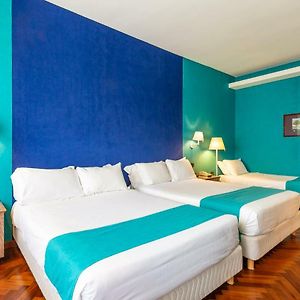 Camera familiare con letto king size